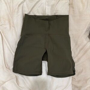 green lululemon biker shorts